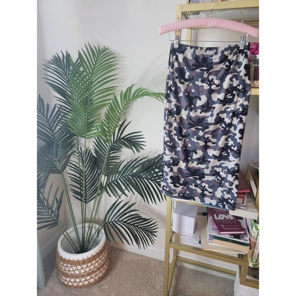 Bodycon Army Camo Print Pencil Skirt Size XS - Picture 2 of 6
